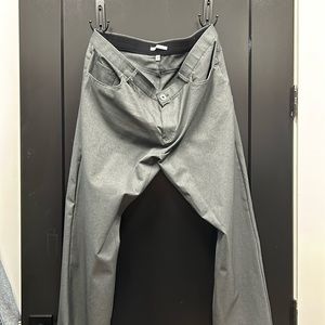 CALVIN KLEIN MAN’sPANT 38x30 grey stretchy very comfortable.